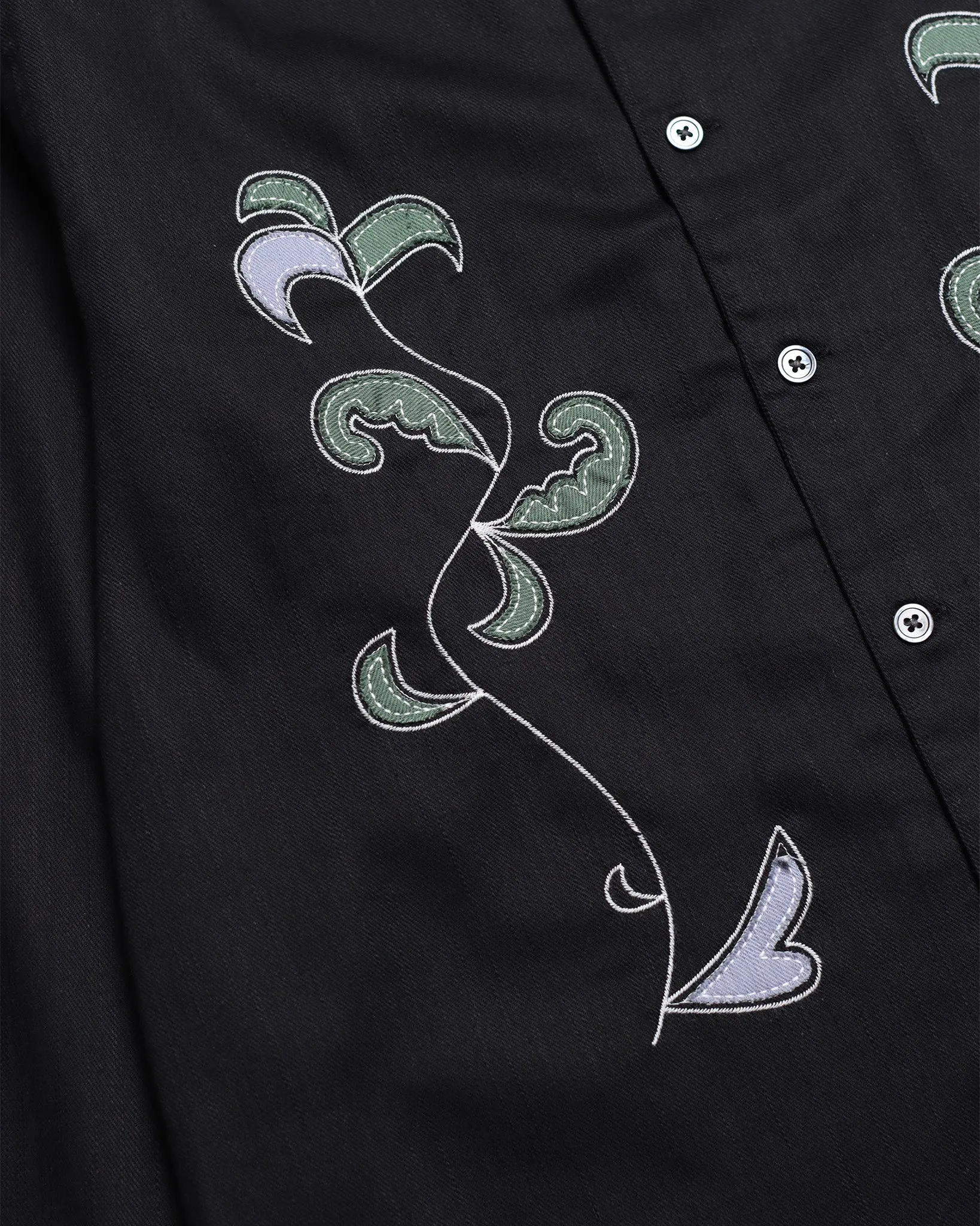 Embroidered Stachio Shirt - Black Bloom