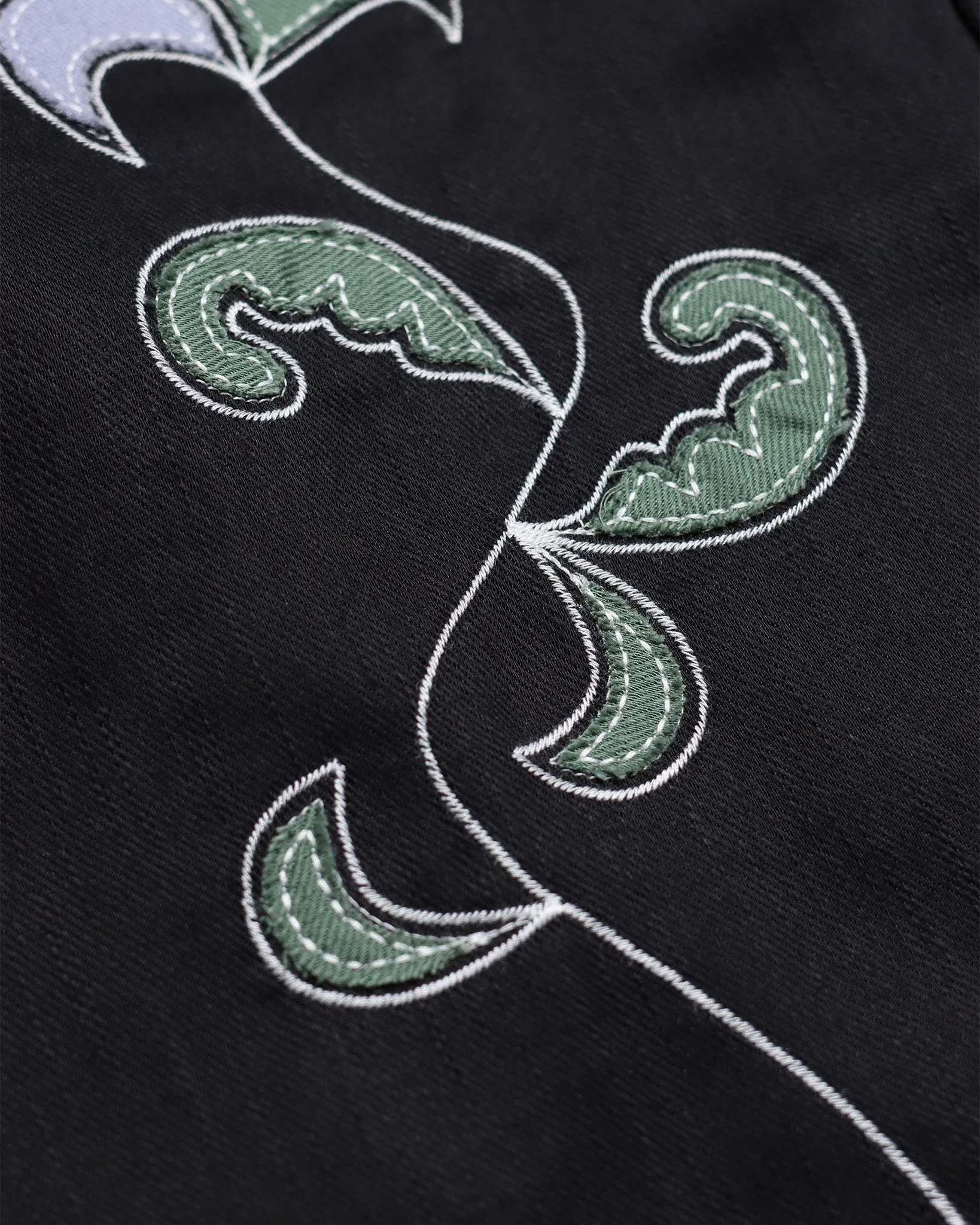 Embroidered Stachio Shirt - Black Bloom