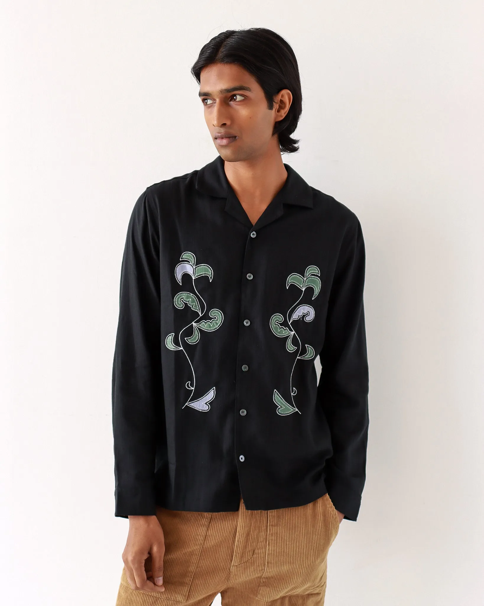 Embroidered Stachio Shirt - Black Bloom