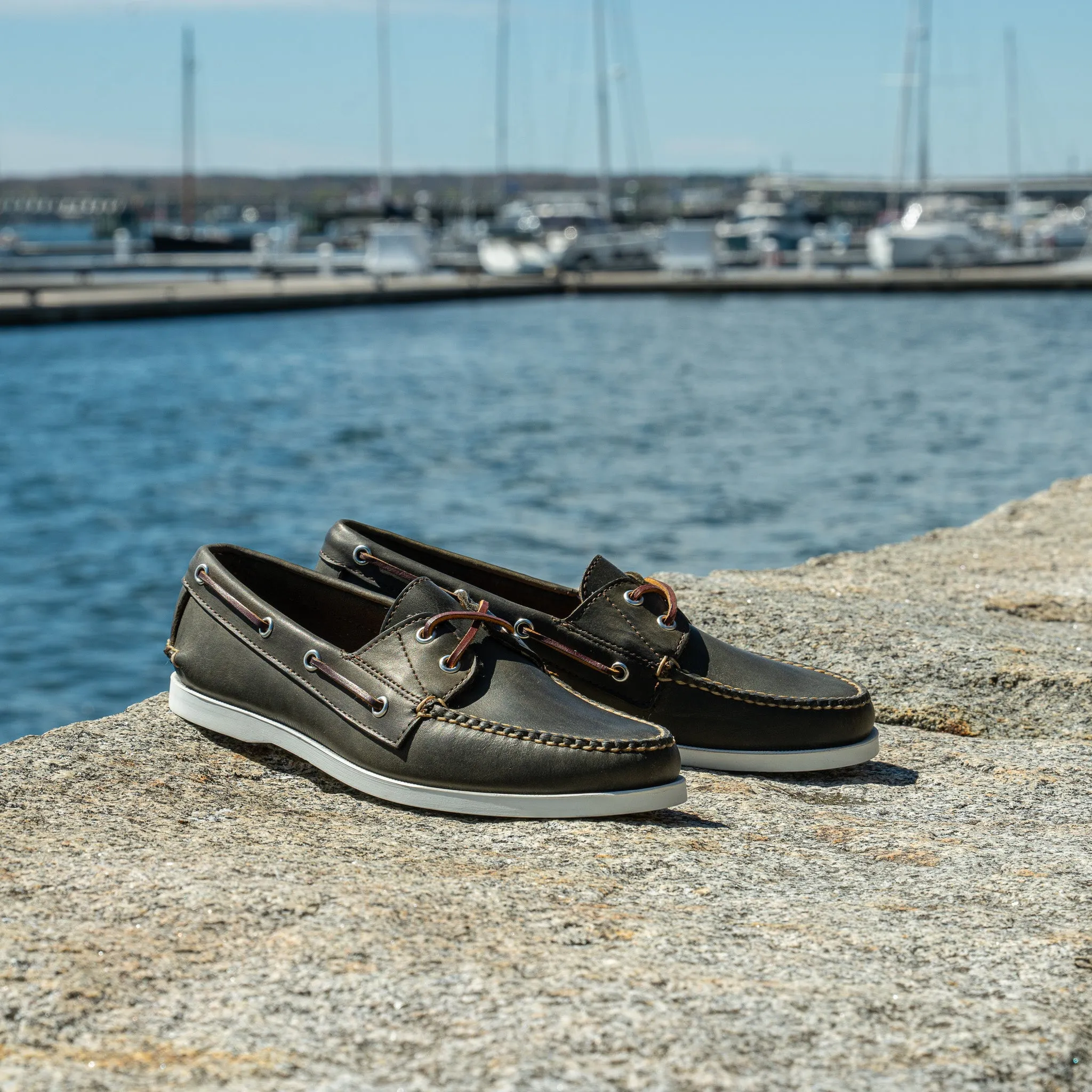 Read Boat Shoe - Olive Bulldog